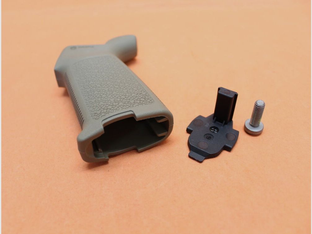 Magpul AR-15: Pistol Grip Magpul MOE (MAG415-FDE) Polymer Flat Dark Earth