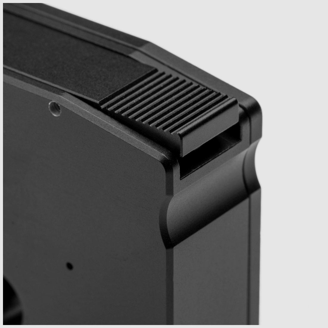 RECHTECKIGES MAGAZIN AEA HP MAX 1 und 2 | links | CNC - ALUMINIUM | 9mm | 8 Schuss