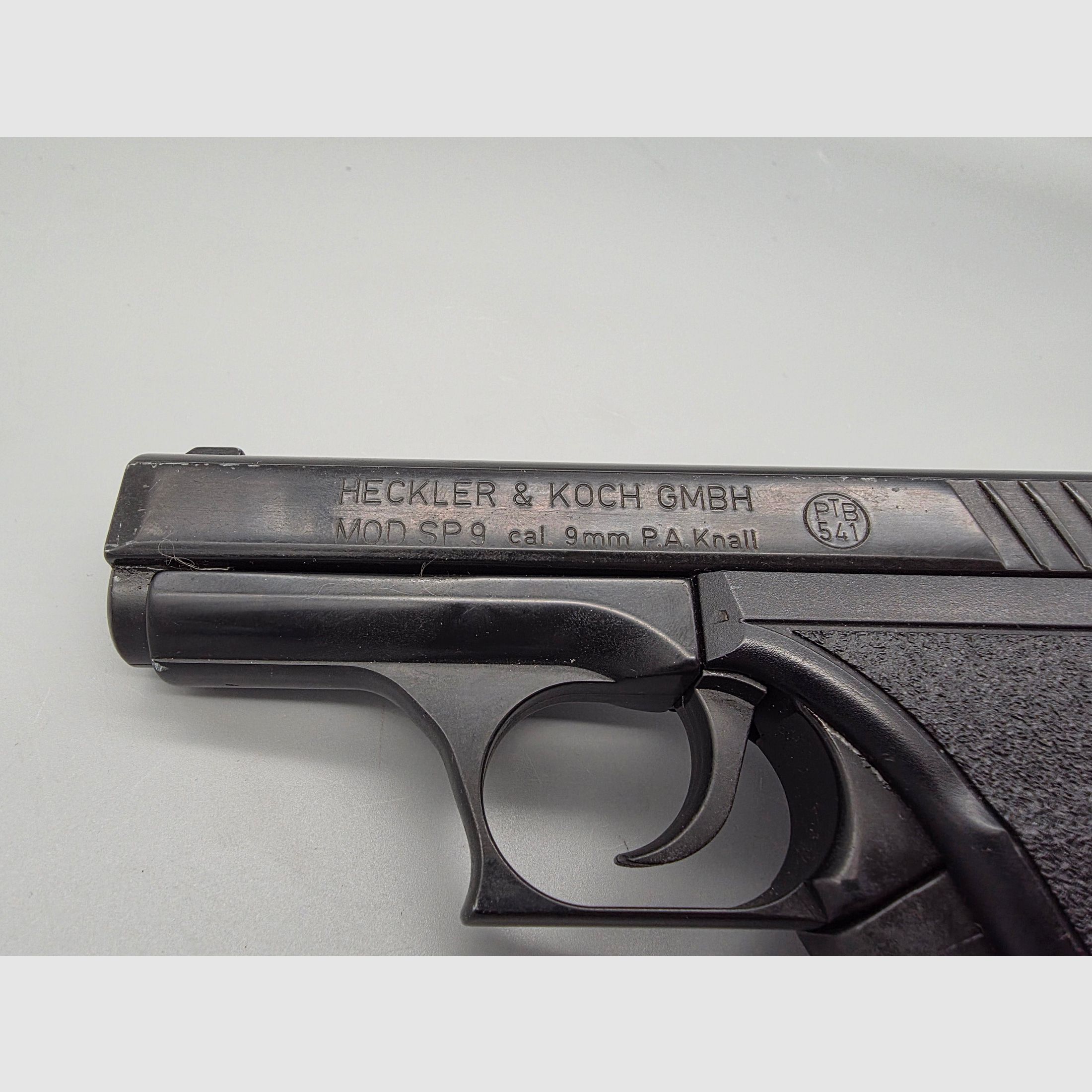 Umarex Heckler & Koch SP9 cal. 9mm PAK Schreckschuss SRS PTB 541 SP 9