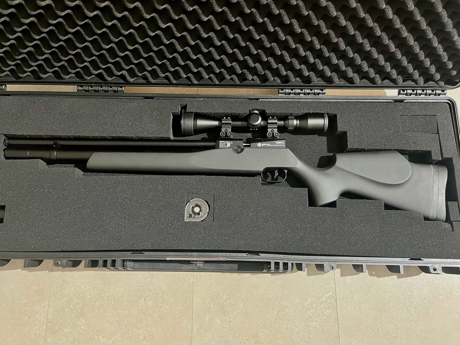 Dreamline FX Airgun Classic 7,62mm + Zubehör & Kompressor
