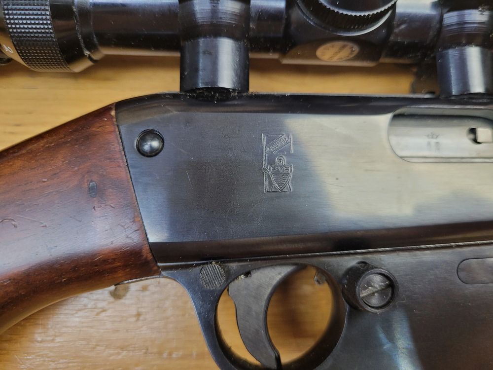 Sehr schöne Selbstladebüchse Unique – Modell X51 Bis – Kal. 22LR – Magazin 10 Schuss – Tasco 3-8 x32 Zielfernrohr „Made in Japan“! – TBE ++, Bild 19 von 23