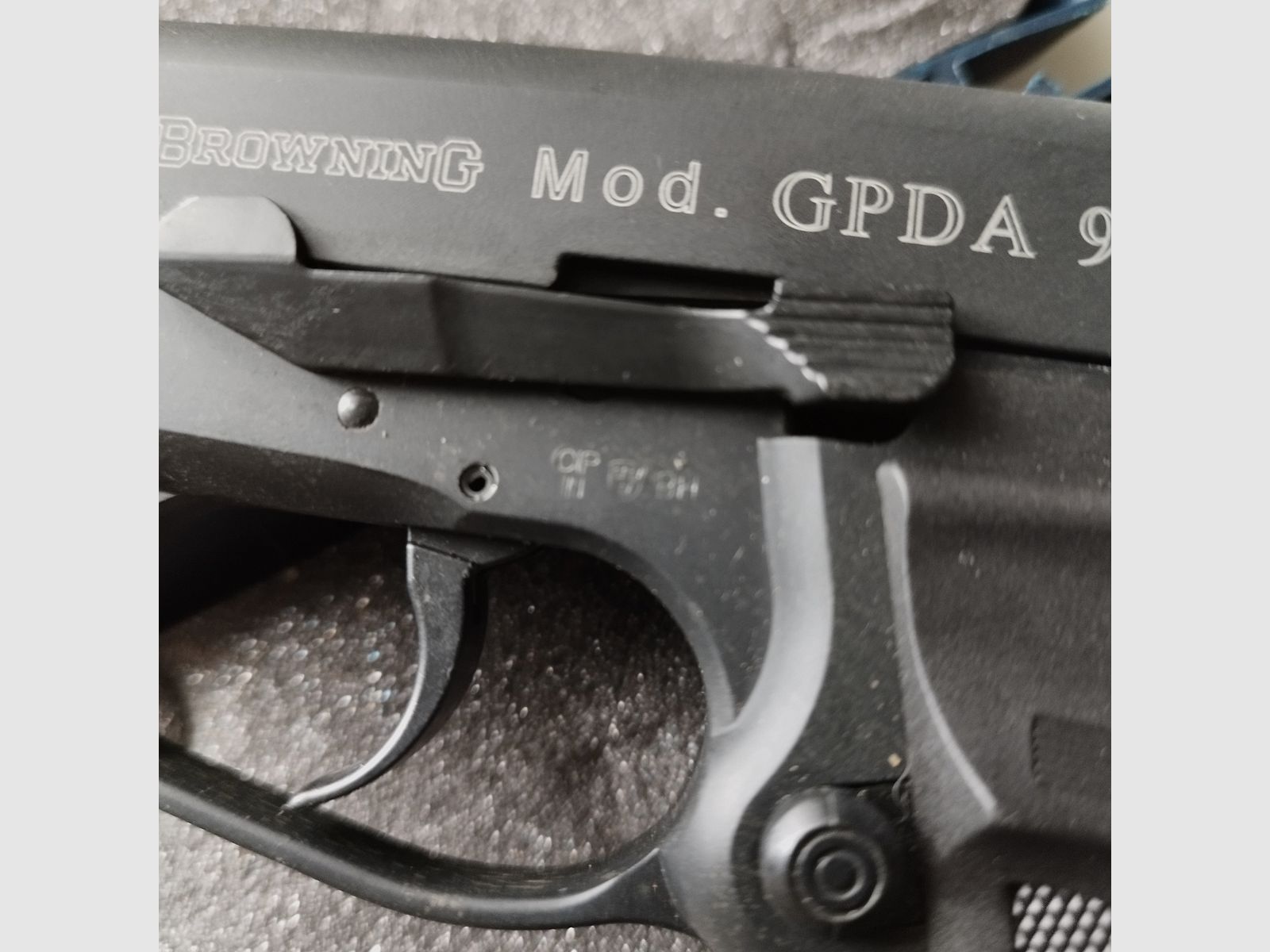 Browning GPDA 9 - 9mm P.A.K. -  SRS Pistole mit Box PTB