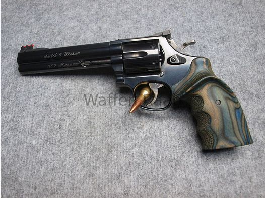 Smith & Wesson 586-4 Target Champion