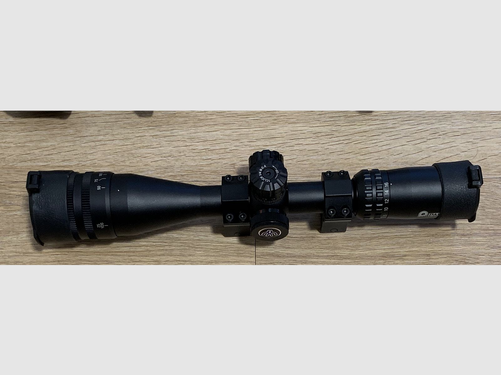 X-BOW FMA Scorpion III - 405 fps / 200 lbs - Arco compuesto con accesorios