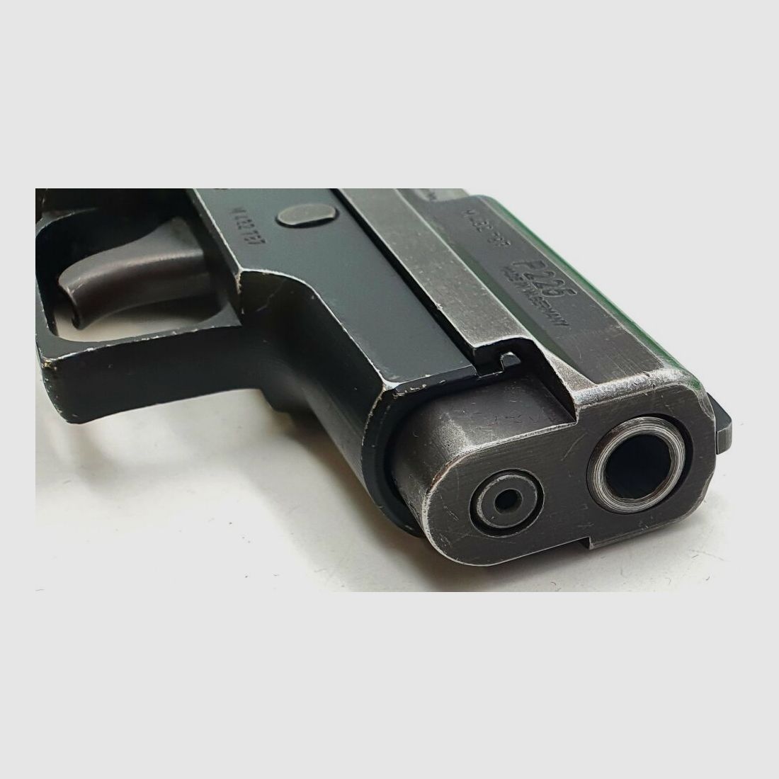 Sig Sauer P225, P6
