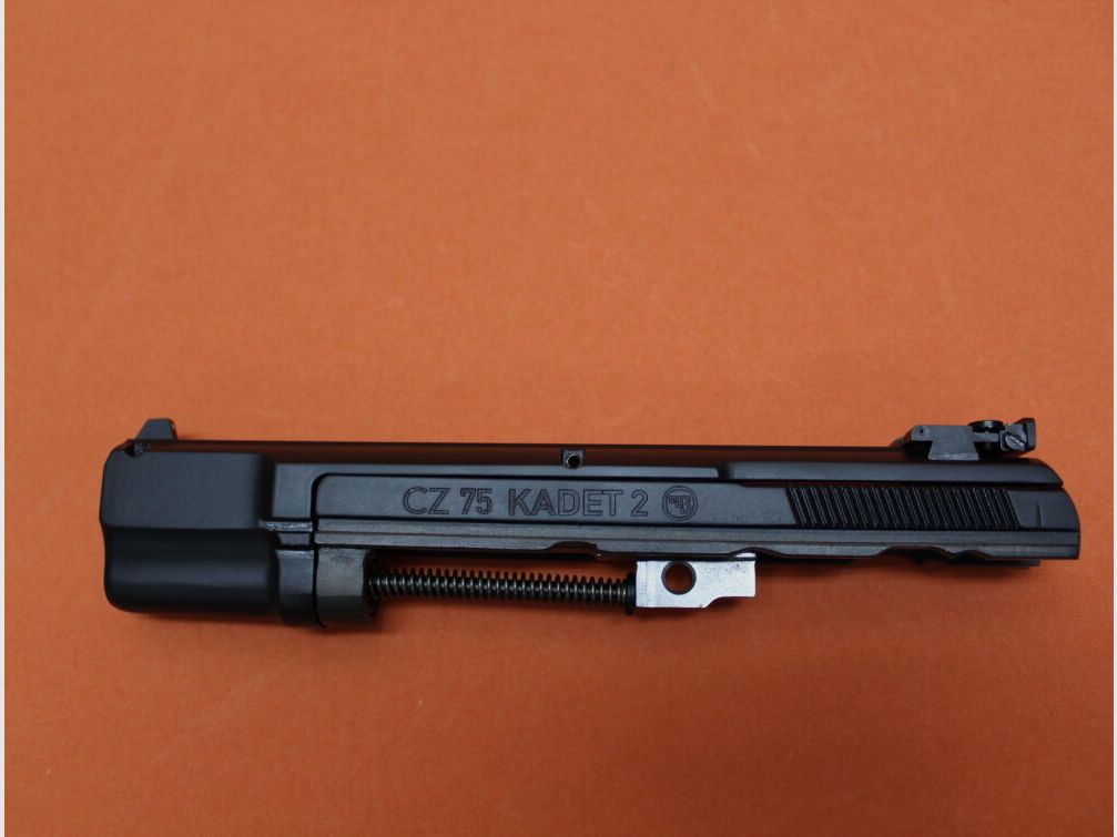 Système interchangeable CZUB .22lr CZ75 Kadet2 canon de 118mm/ viseur micrométrique à 3 points (.22lfB/.22L.R.)