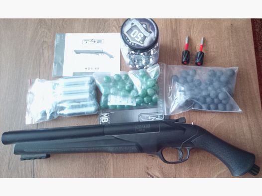 Eine Doppelläufige Flinte T4E, HDS 68, Ram-Waffe