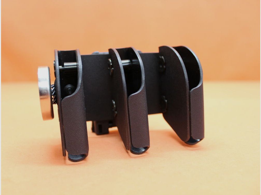 Höppner & Schumann Höppner&Schumann supporto per caricatori a 3 scomparti Speedmag 5 AP ML Multilock (J-7004) Kydex Single Stack + Magnet, immagine 1 di 5
