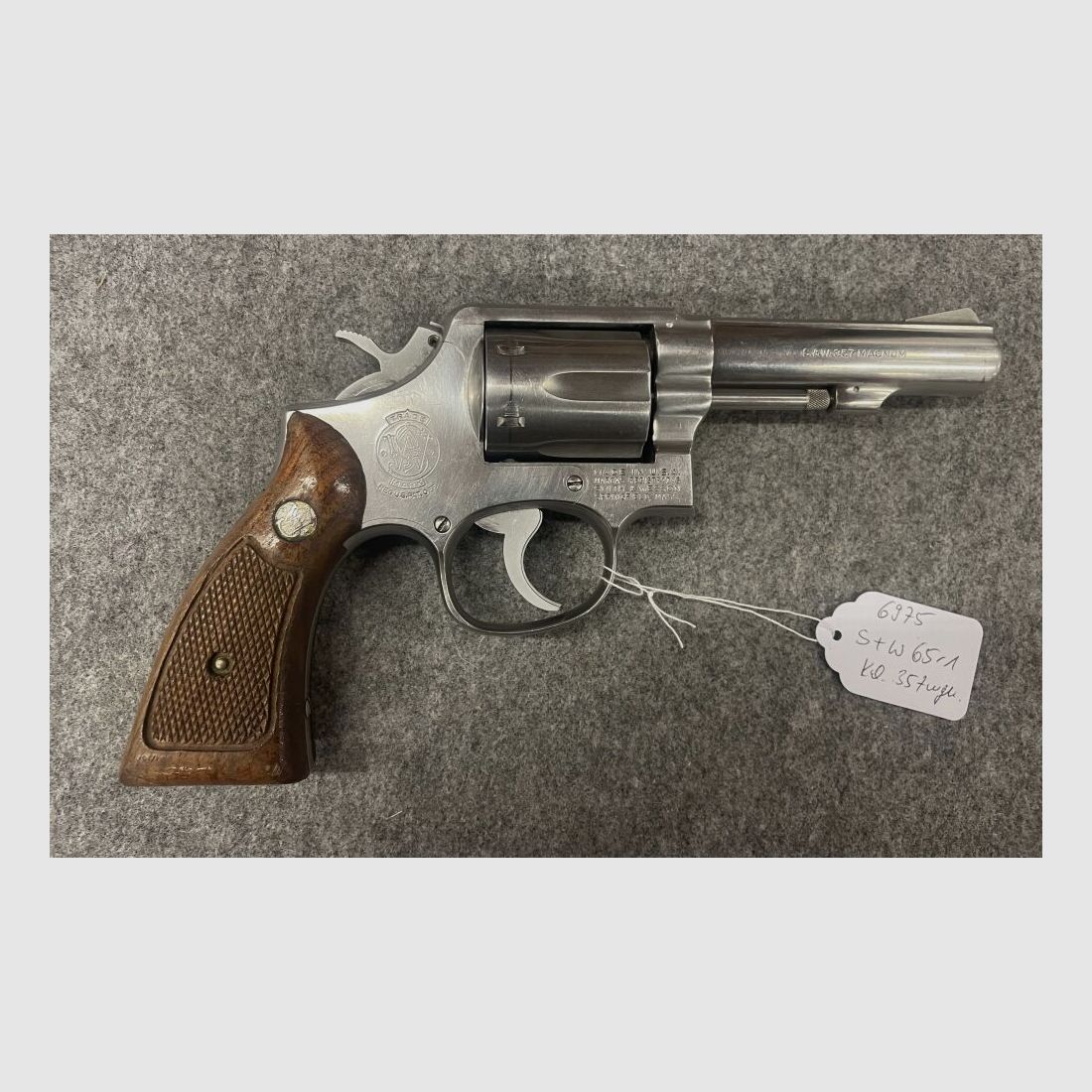 Smith + Wesson 65-1