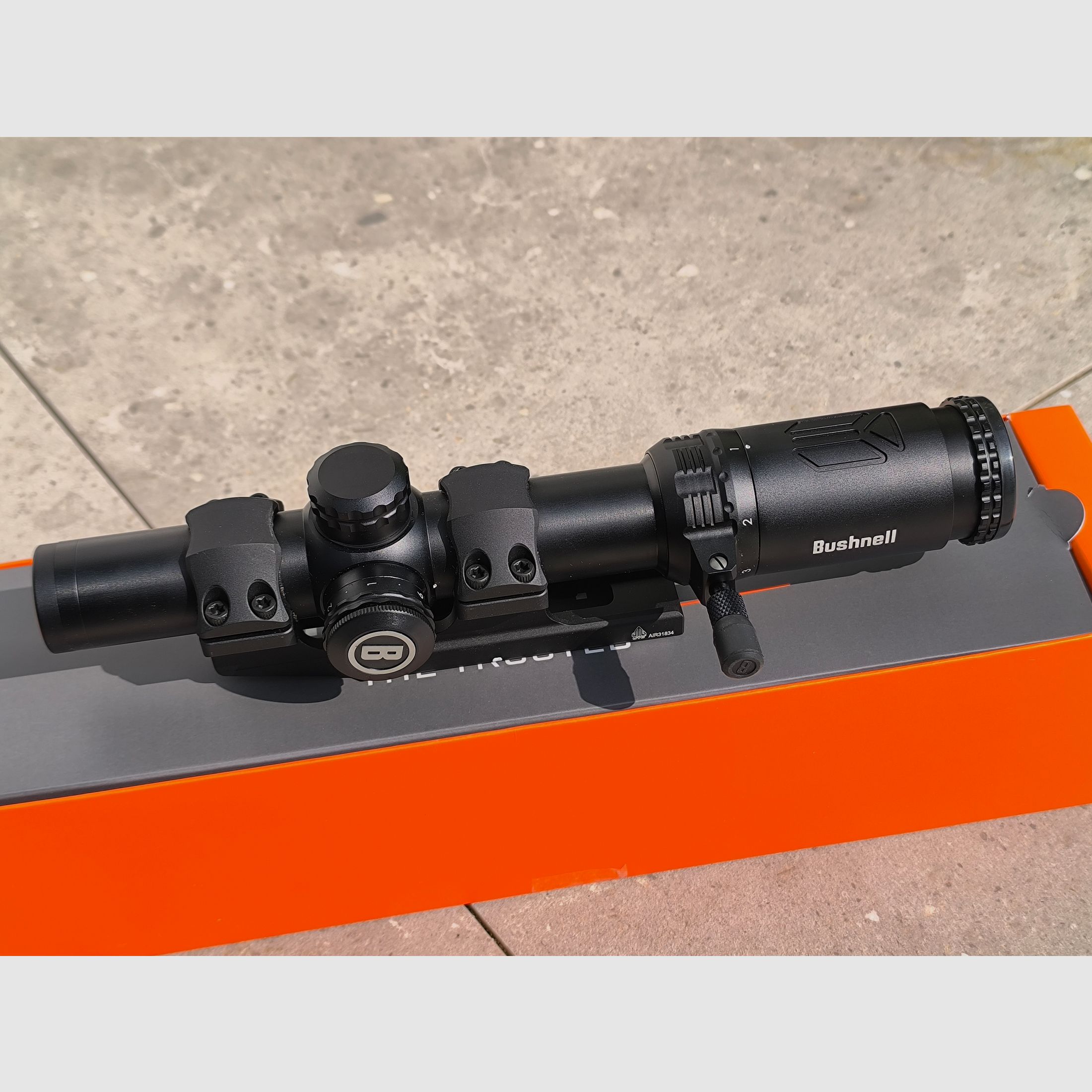 Bushnell AR Optic 1-6X24 BTR-1 LPVO  IPSC 3 Gun Drückjagdglas