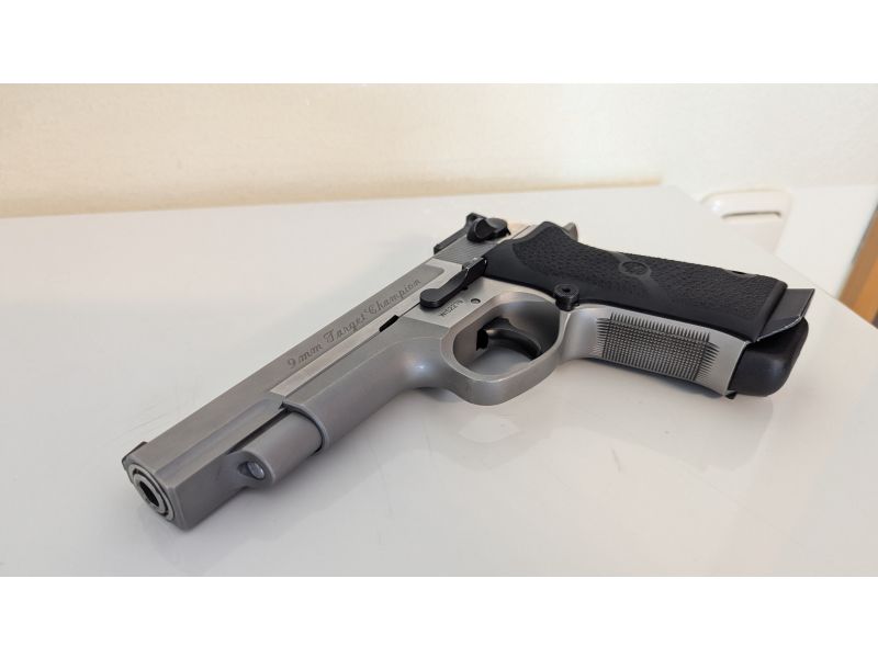 Smith & Wesson Target Champion 9mm Luger