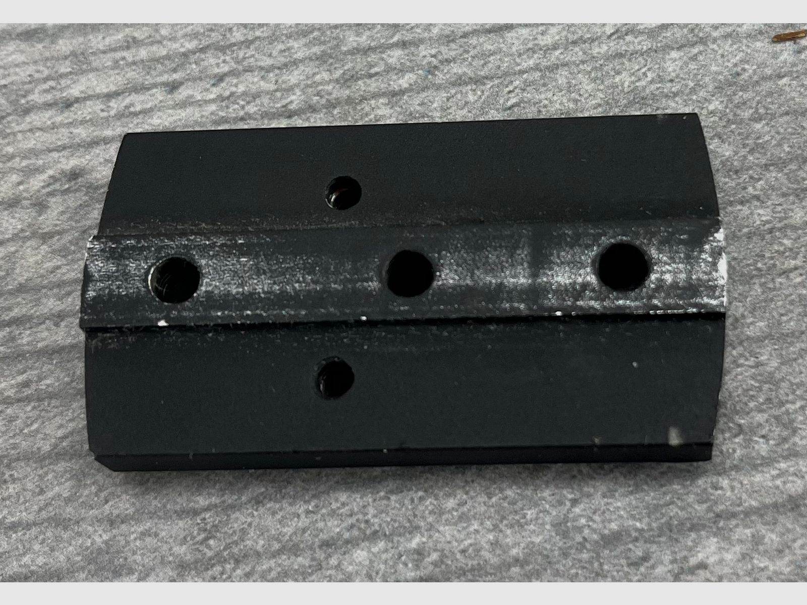 Exhibitor Docter-Sight adapter plate for Smith & Wesson revolver with 3 holes / U202511