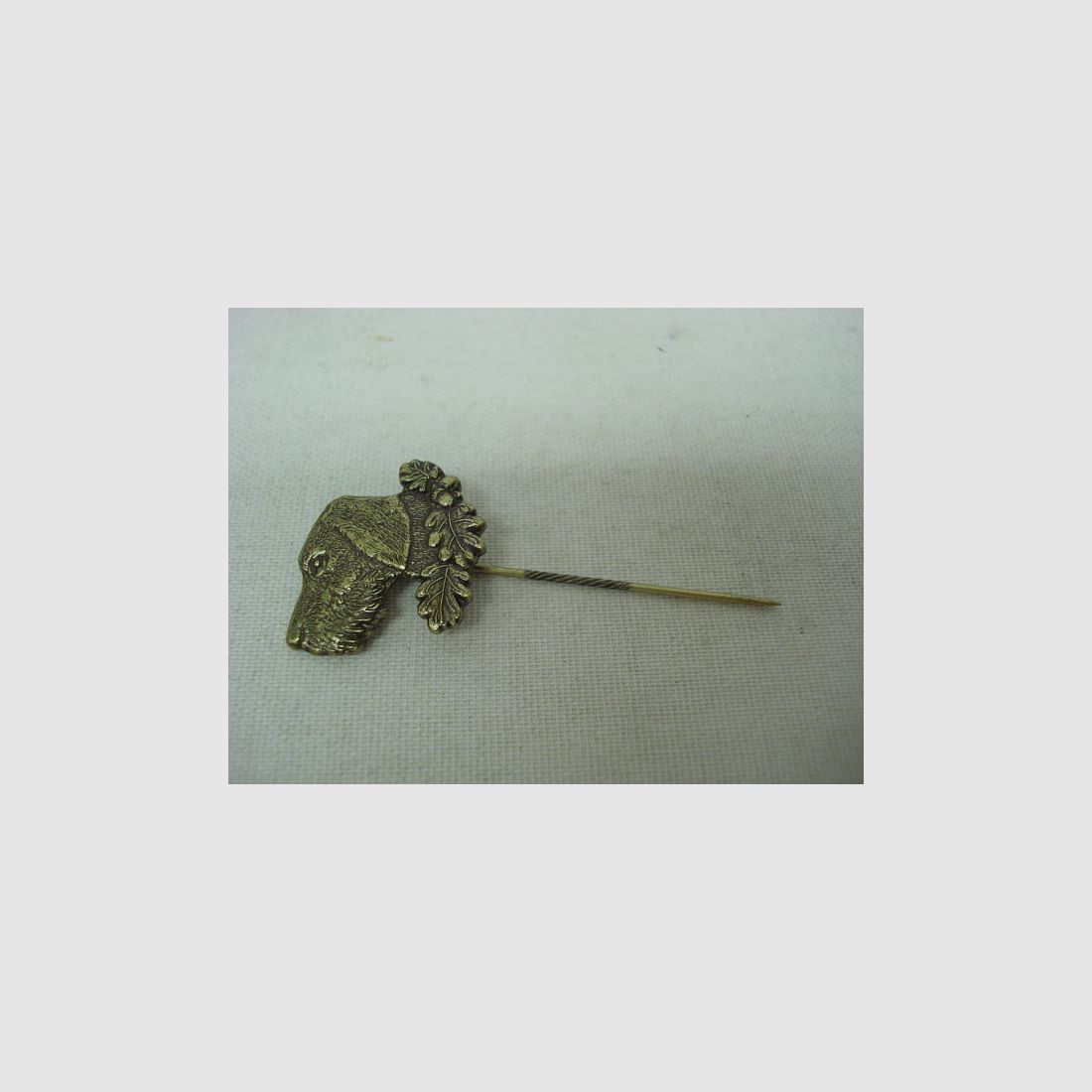 Anstecknadel Dt. Drahthaar - bronzefarbig, langer Nadel