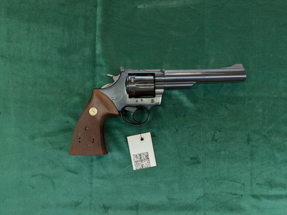 Colt Tropper MK III MJ 426