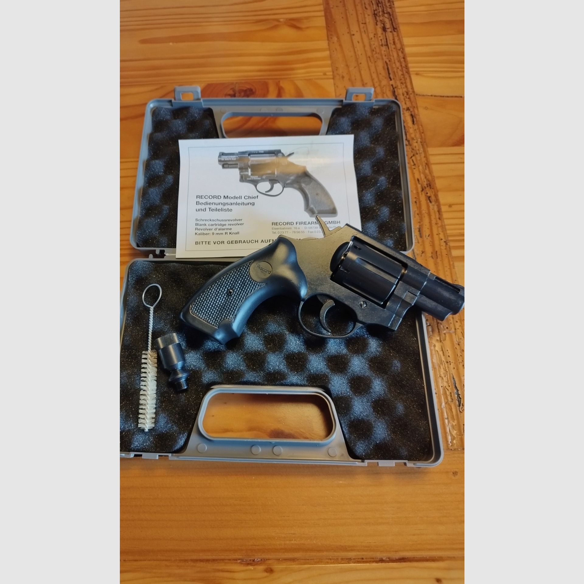 Record Chief 2" Schreckschuss Revolver Kaliber 9mm R.K