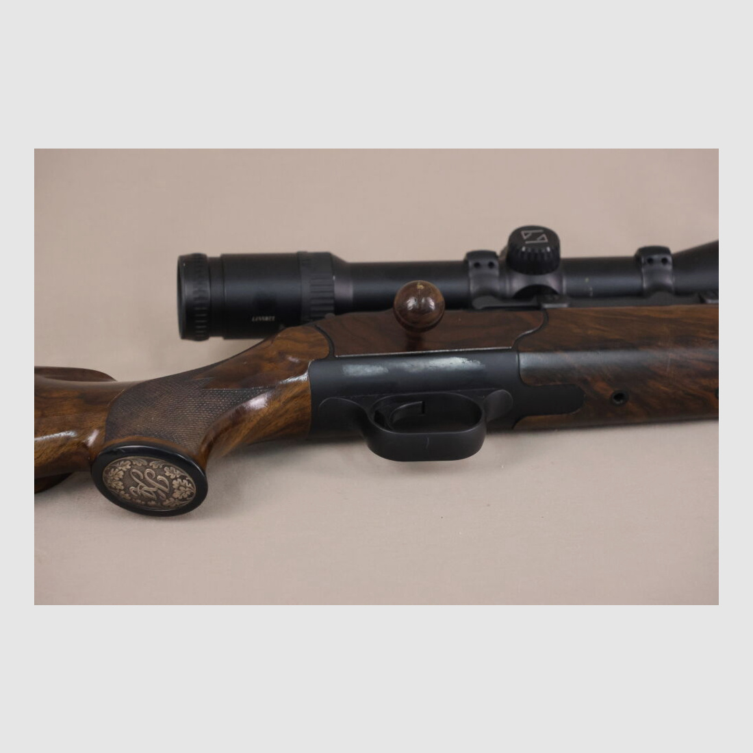 Blaser R93 Luxus // bel. Zeiss-Zielfernrohr // Holzkugel