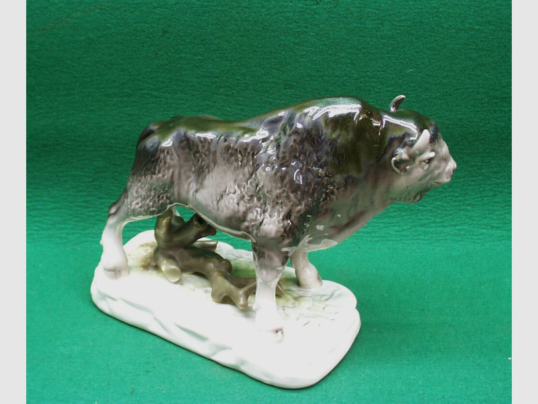 unbekannt	 Bison/Büffel Porzellan Figur