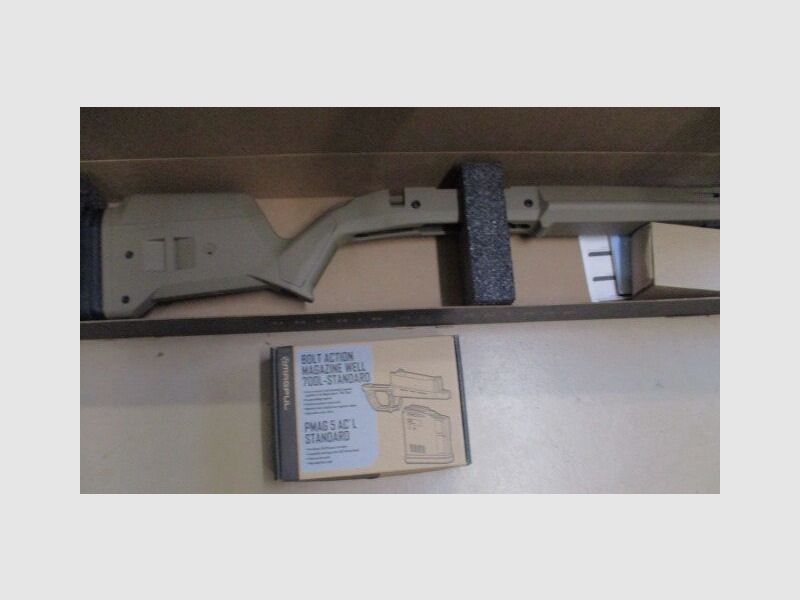 Magpul stock Hunter 700L for Remington 700 Long Action with magazine conversion kit 700LA