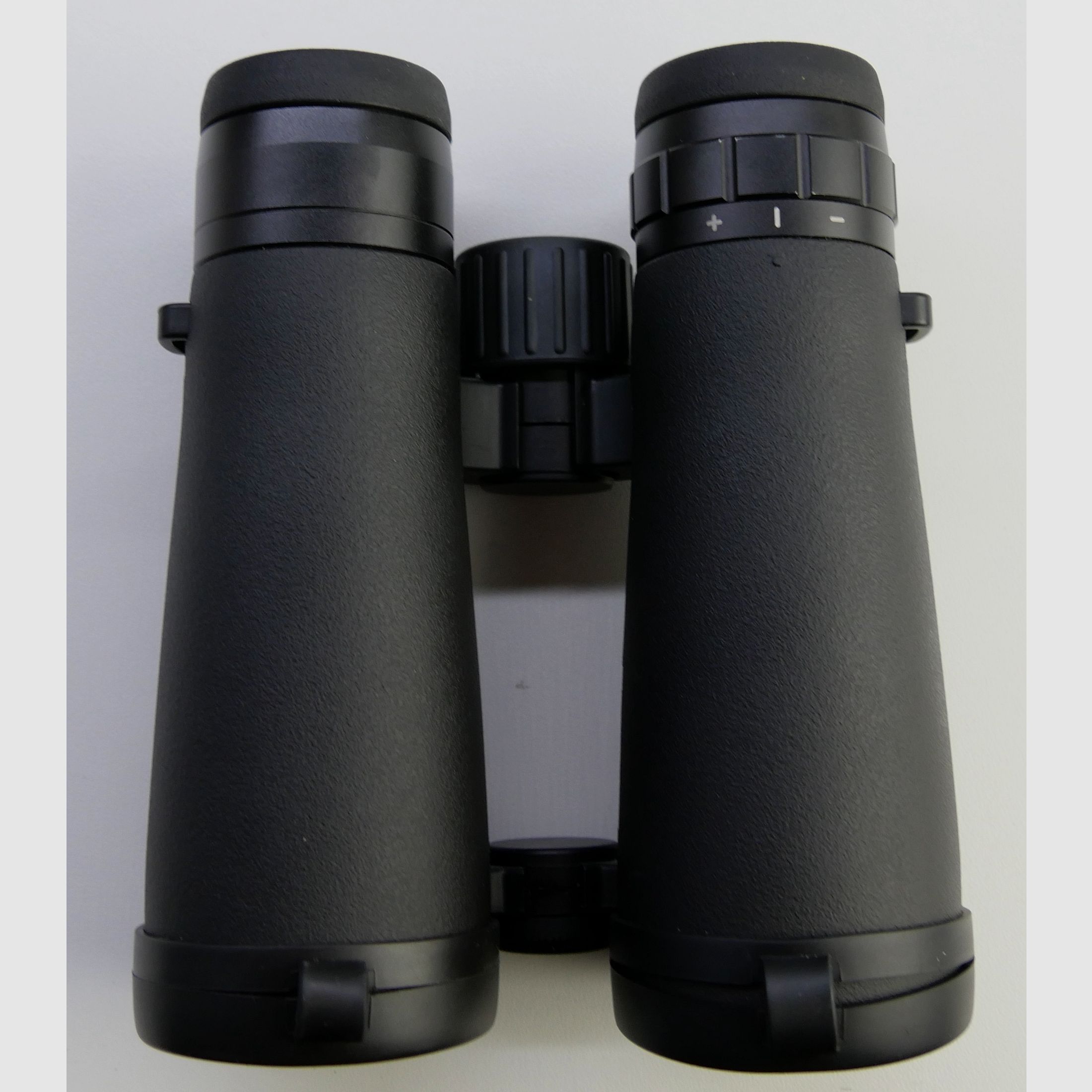 Aussteller DDoptics Fernglas EDX 8x42-073