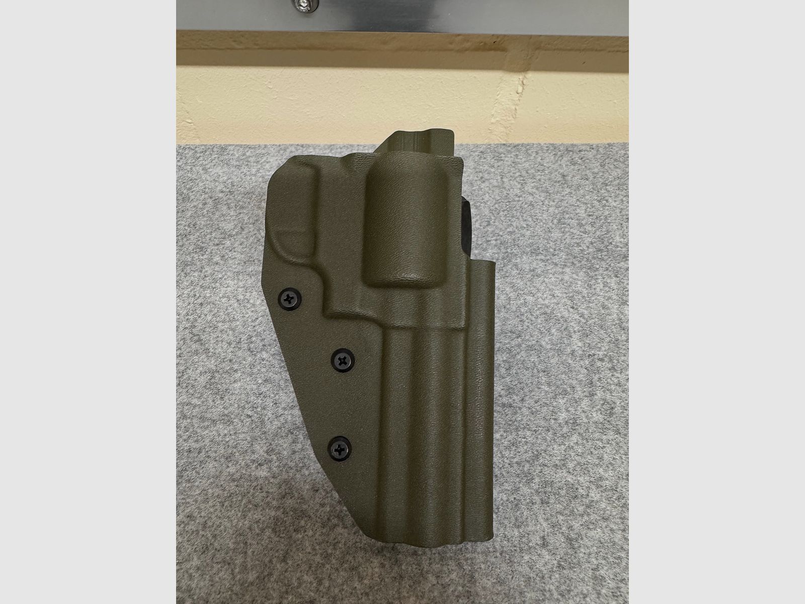Kydex-Holster für Ruger GP100 in 4,2“