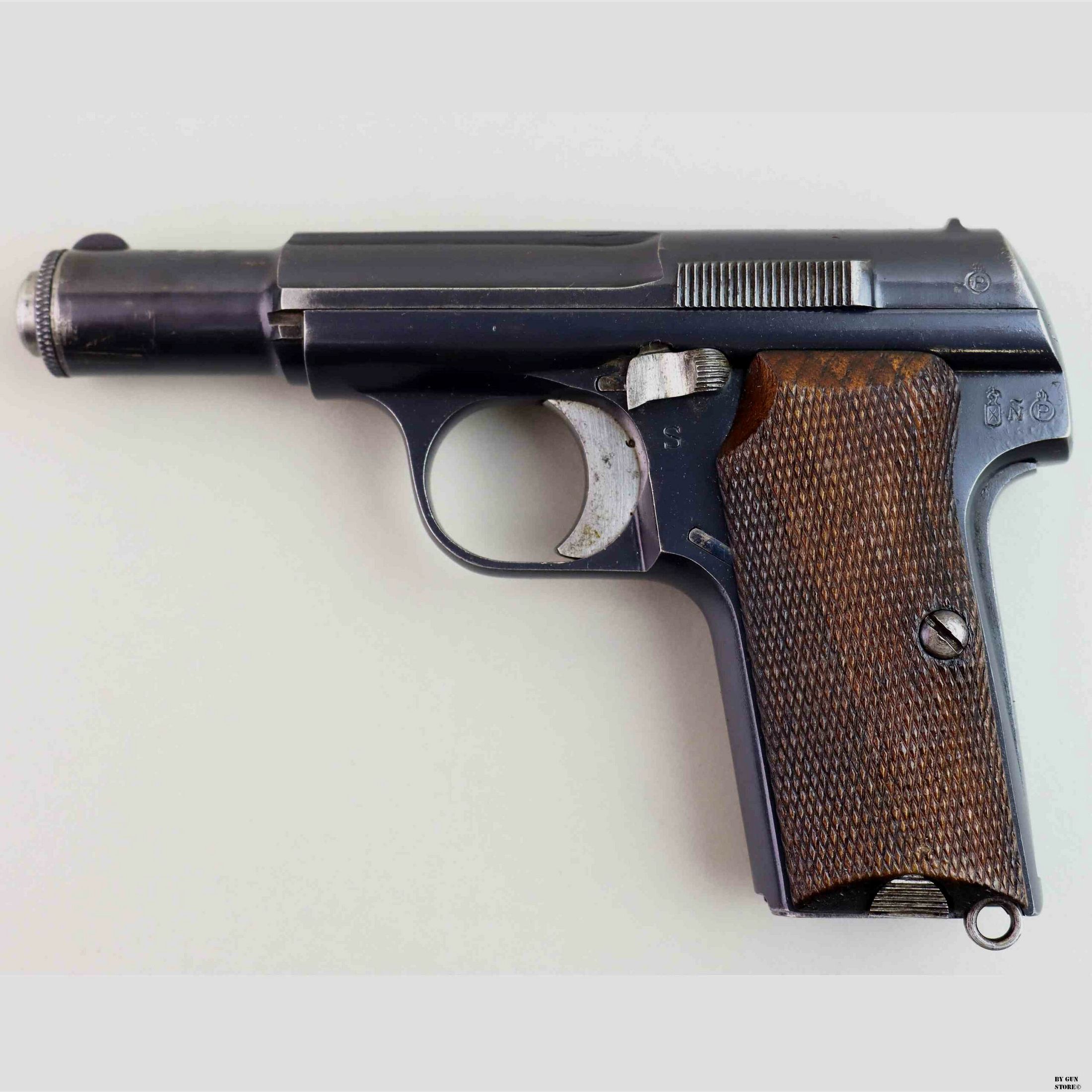 Astra pistol mod. 300 cal. 7.65 mm Wehrmacht matr. 596696, image 1 of 15