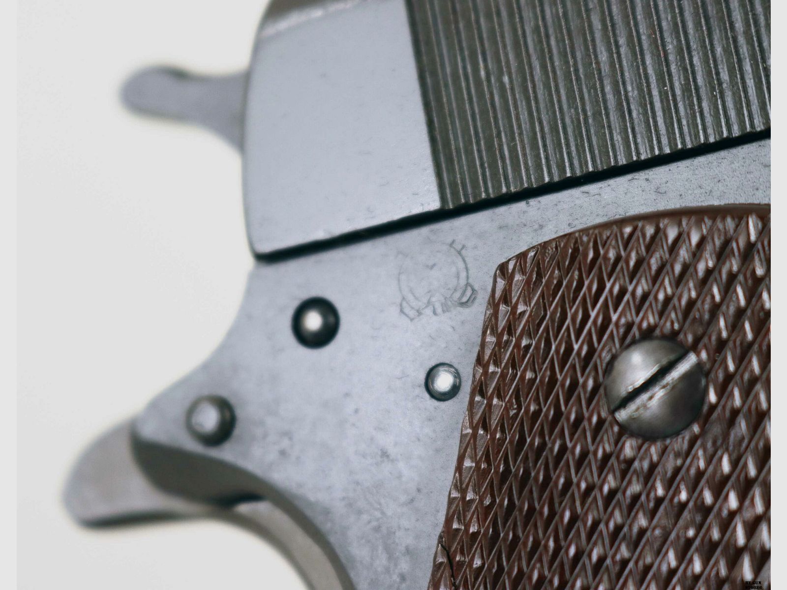 Pistola Remington Rand Inc. mod. 1911A1 cal. 45 Acp matr. 941781, immagine 9 di 17
