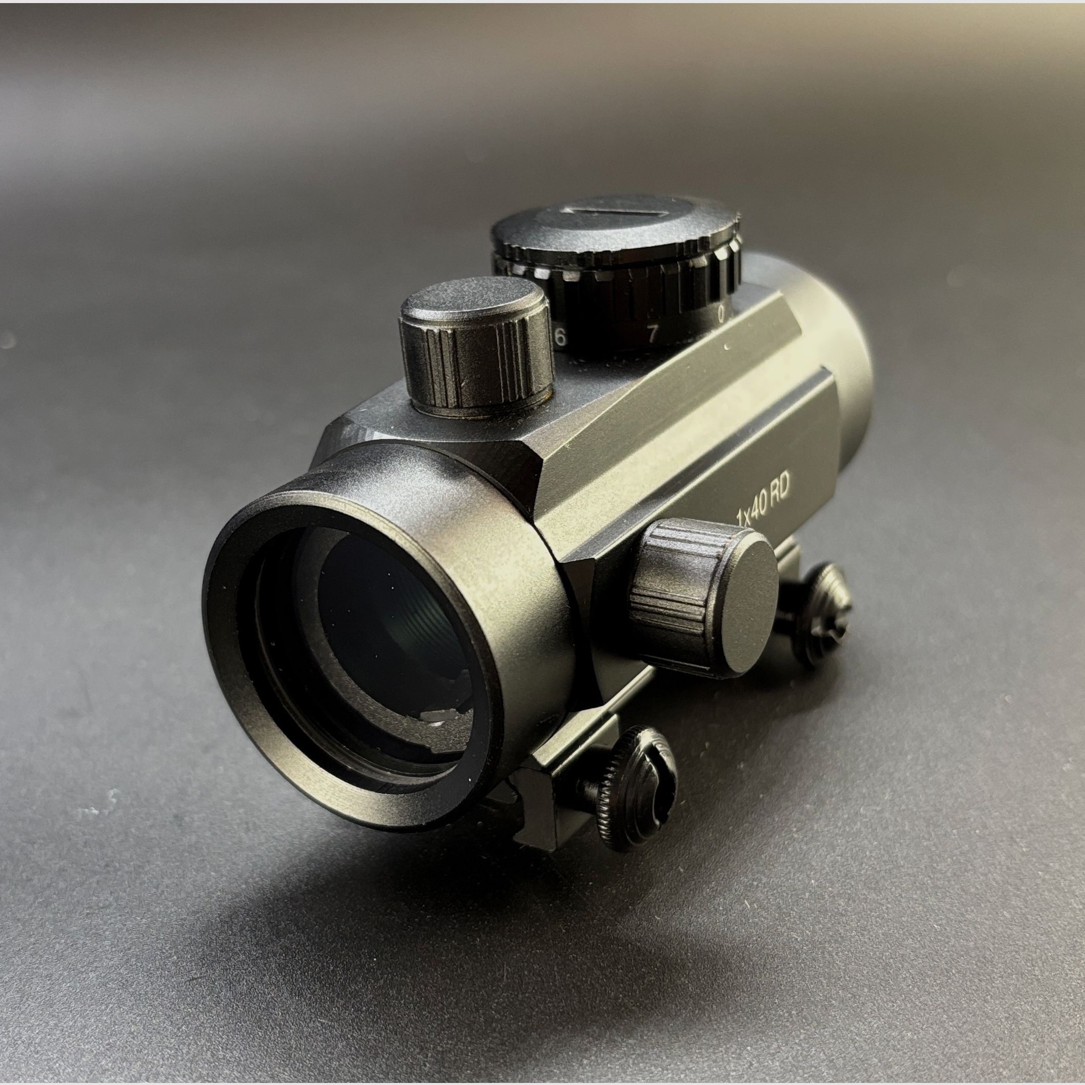 Aussteller FOCUS In Sight Red Dot 40 mit Tasche 108631-2