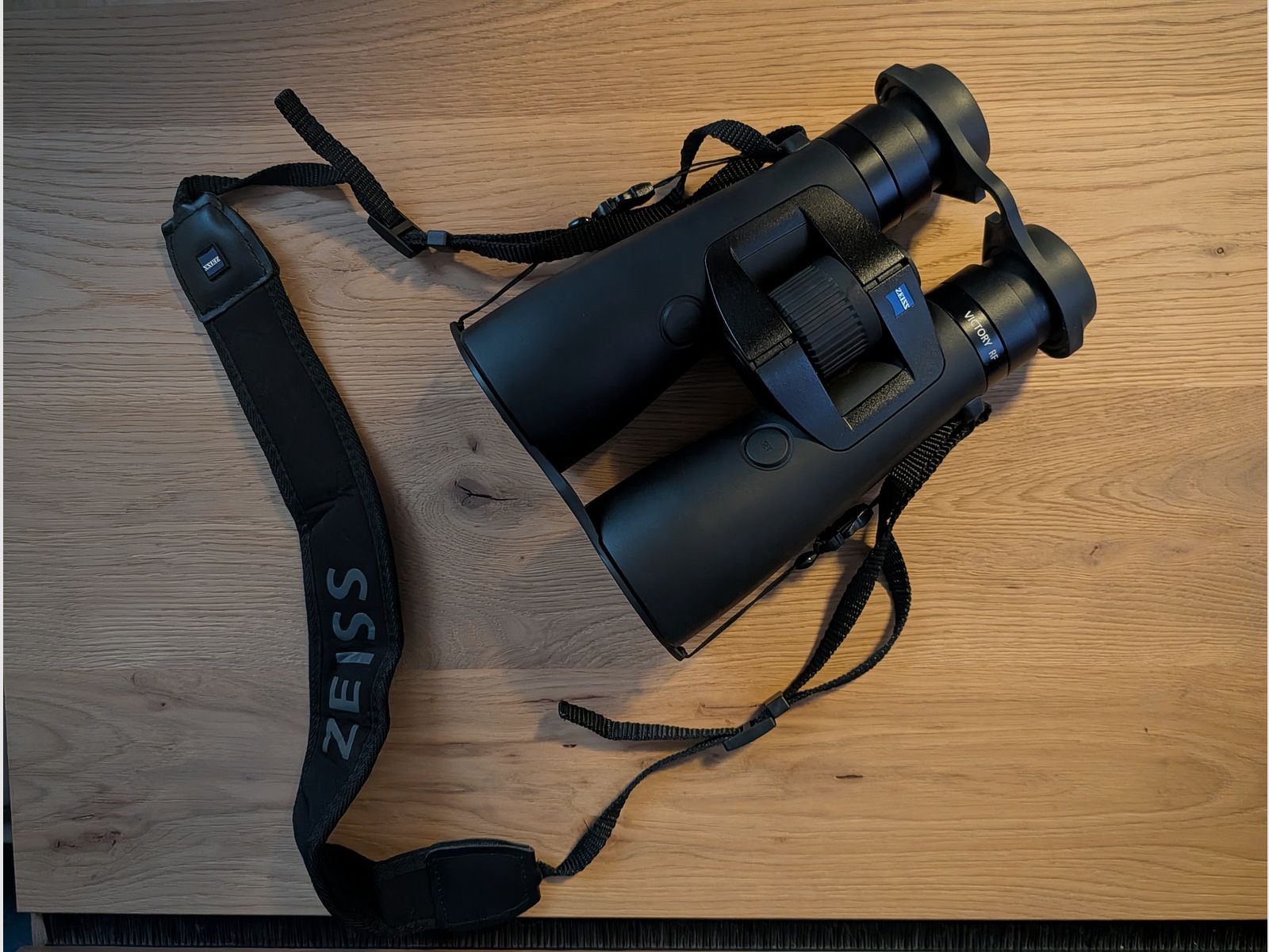 Zeiss Victory RF 8x54 binoculars