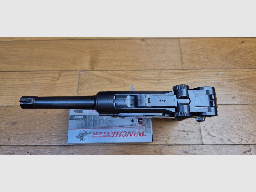 Very nice Luger P08 – Manufactured "S/42" by Mauser – Very rare example in "G" for 1935 – Frame type 1908-1918 not yet reinforced post 1936 – One of 54,070 produced in 1935 – Rare weapon – TBE+, image 14 of 30