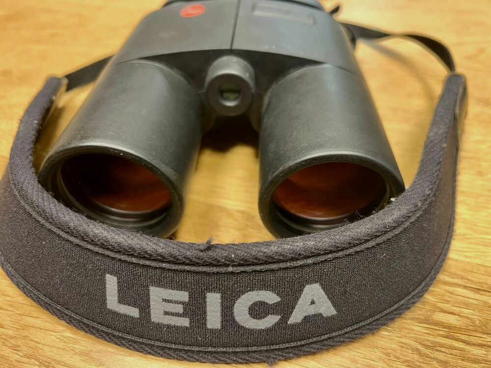 Leica Fernglas mit Entfernungsmesser	 Geovid 10x42