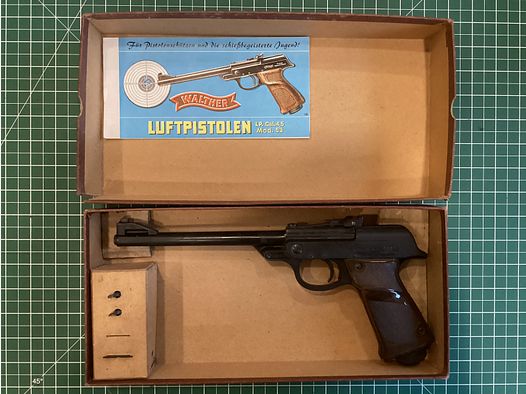 Luftpistole Walther LP Mod. 53 im Cal. 4,5 bekannt aus James Bond Seriennummer 048871 - Lupi