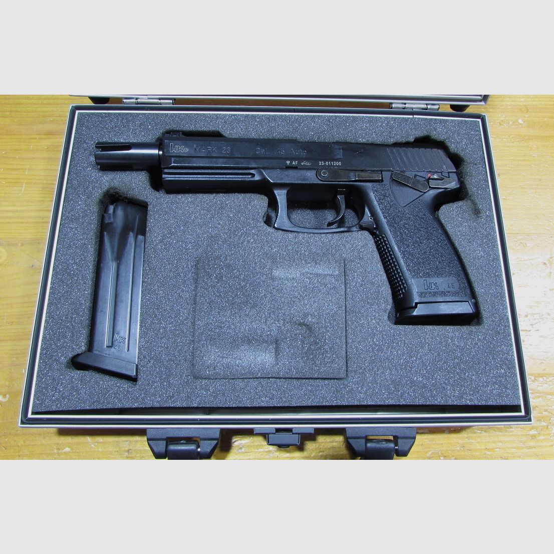 Pistole Heckler Koch Mark 23 .45 ACP, gebraucht guter Zustand, Bild 2 von 8