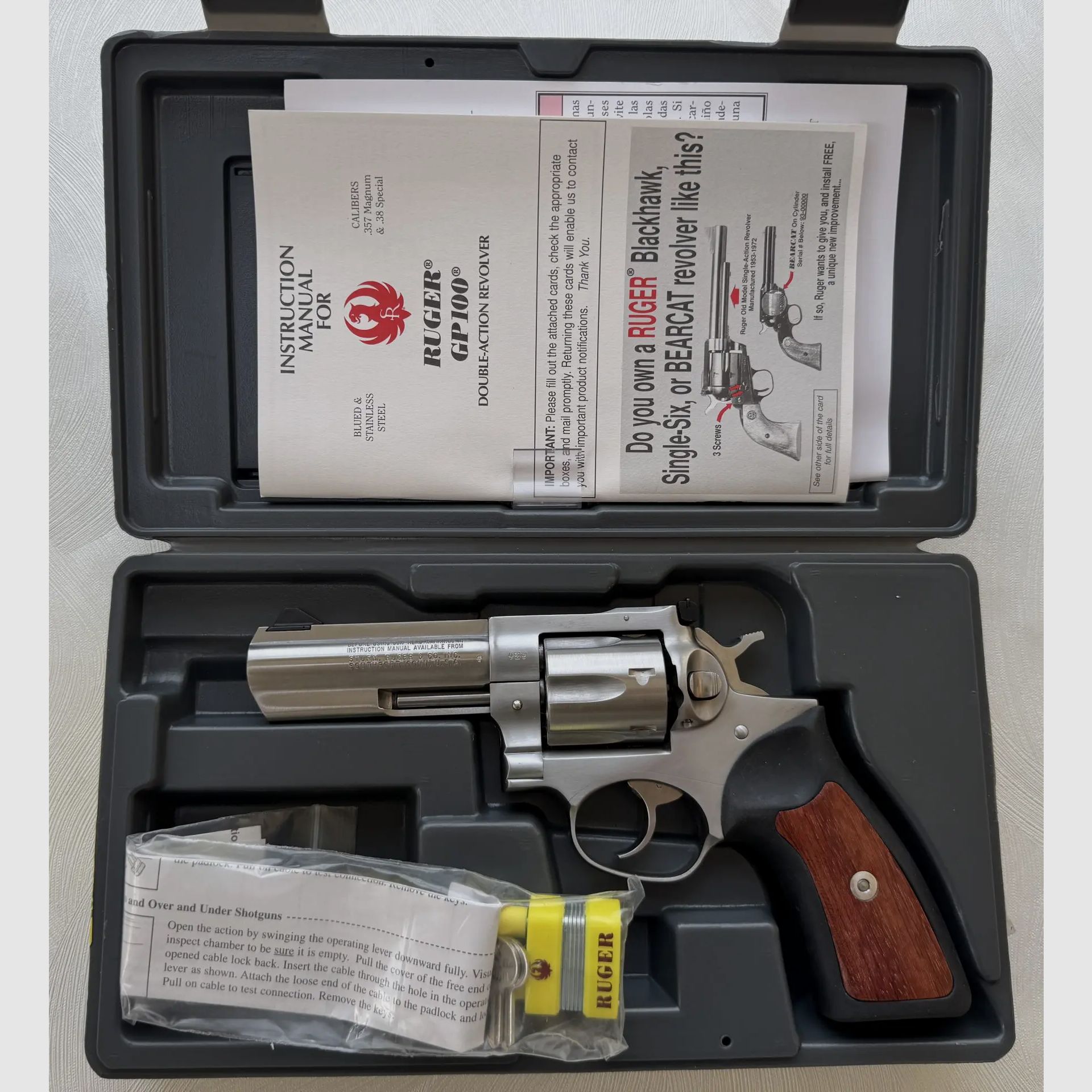 Ruger GP100, 4 pouces, calibre .357 Magnum / .38 Special