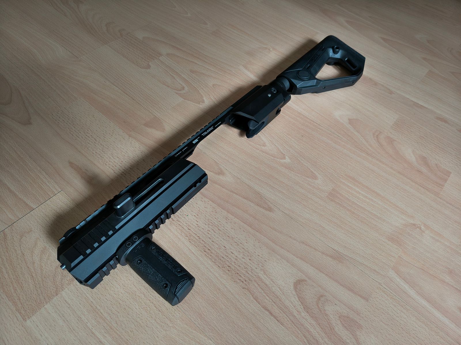 Anschlagschaft Hera Arms Triarii für Shadow2, neuwertig, mit Schiebeschaft