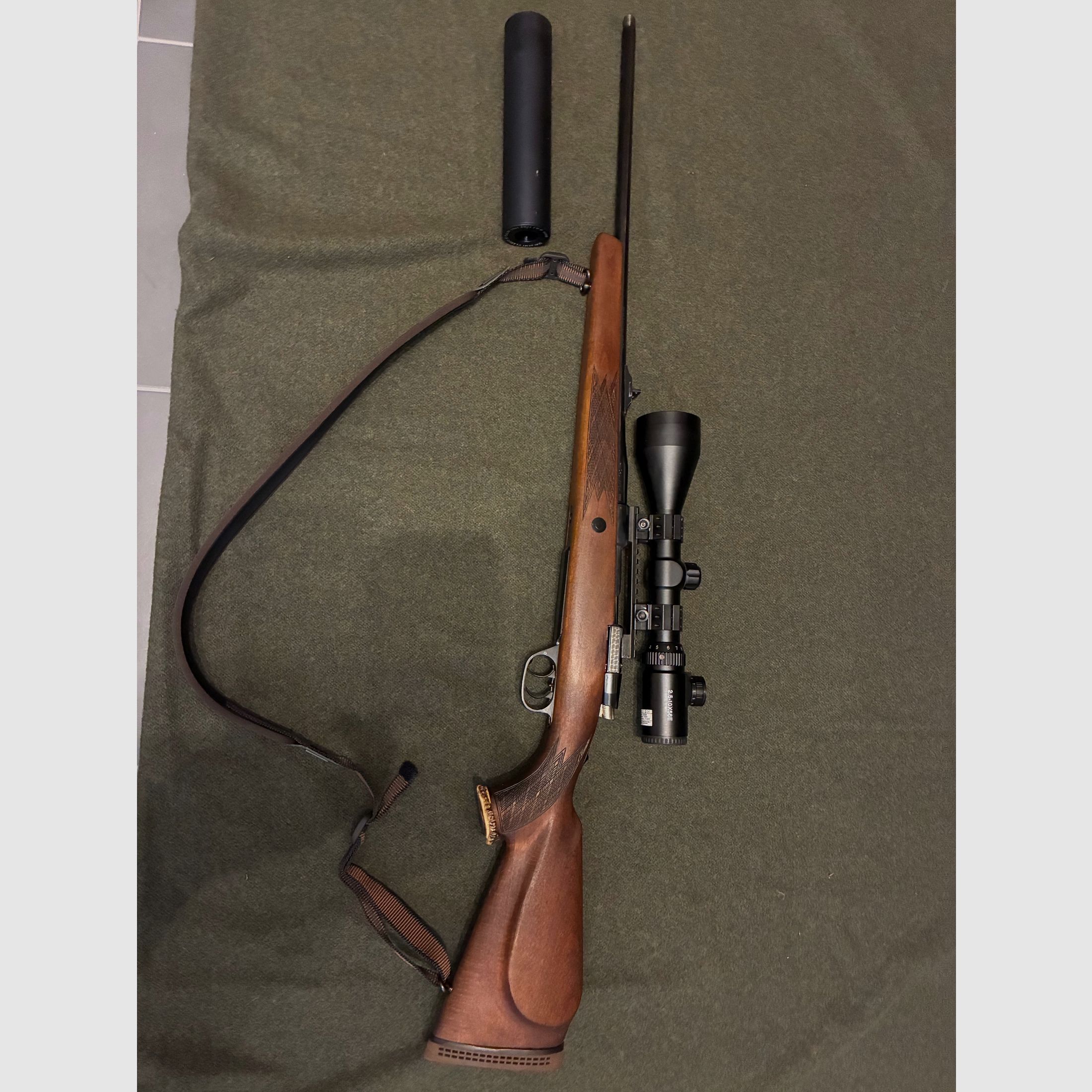 Voere répétiteur avec silencieux