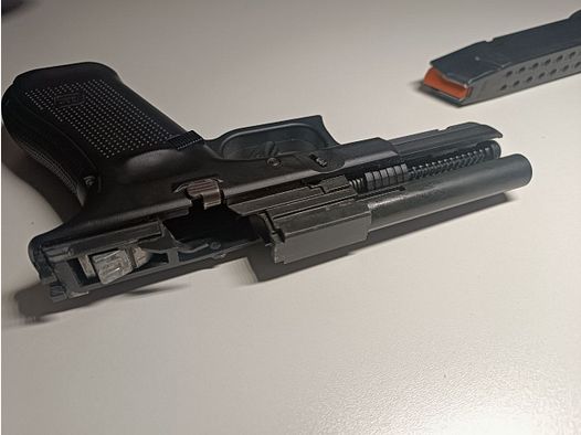 Umarex Glock 17 Gen5 9mm P.A.K. – used