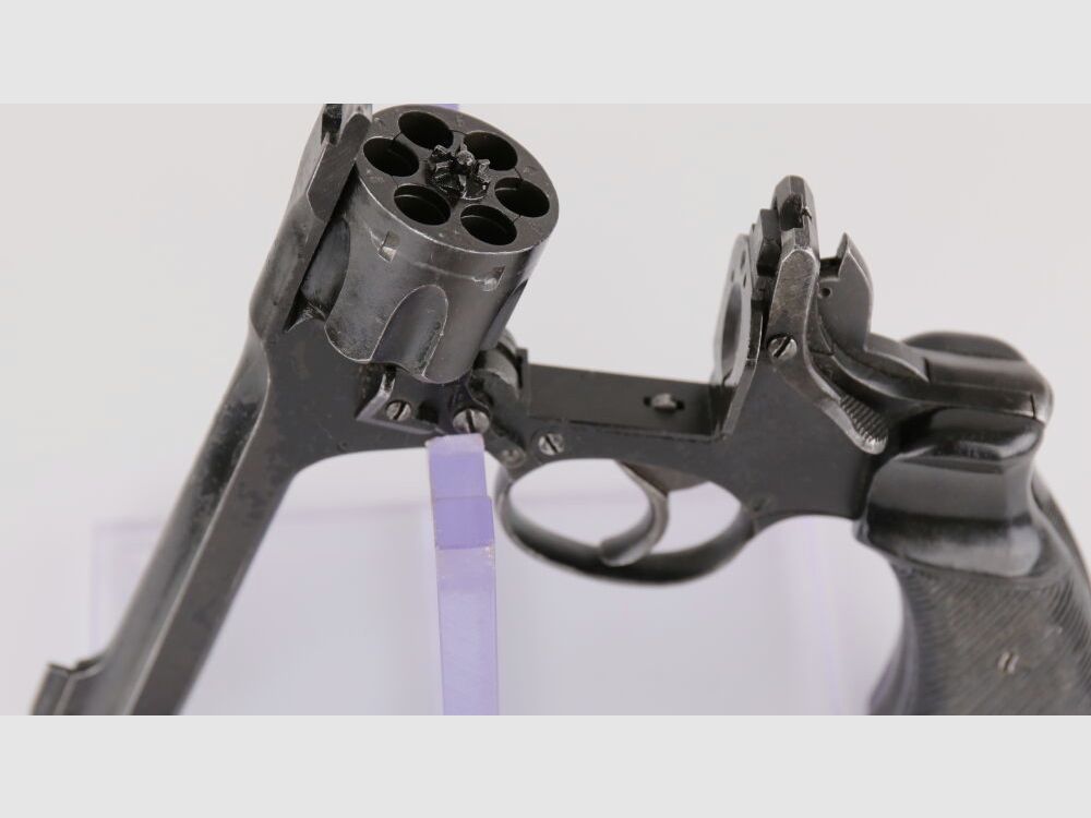 Enfield No. 2 Mark I pour les équipages de chars