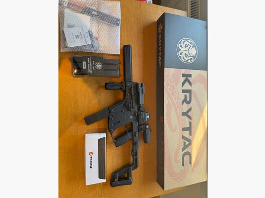 Krytac Kriss Vector Airsoft S-AEG (black) + equipment