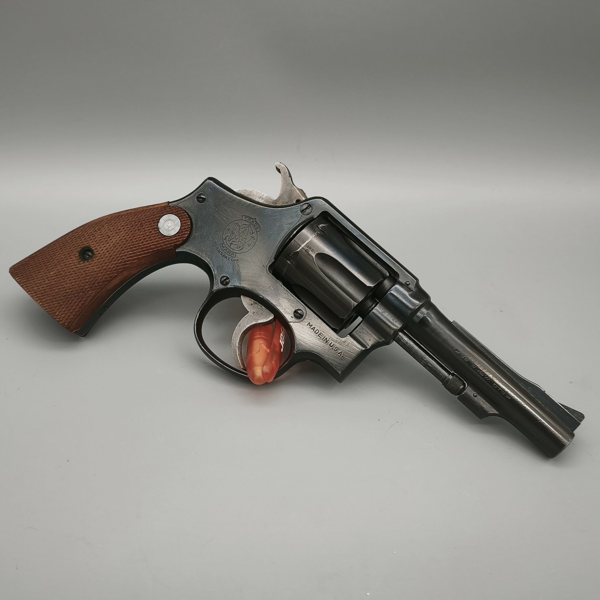 Smith & Wesson S&W Victory Revolver .38Special umgebaut bei Parker Hale .38Special
