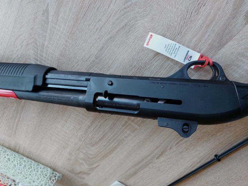 Benelli M3 Halbautomatische-Repetierflinte Top Angebot