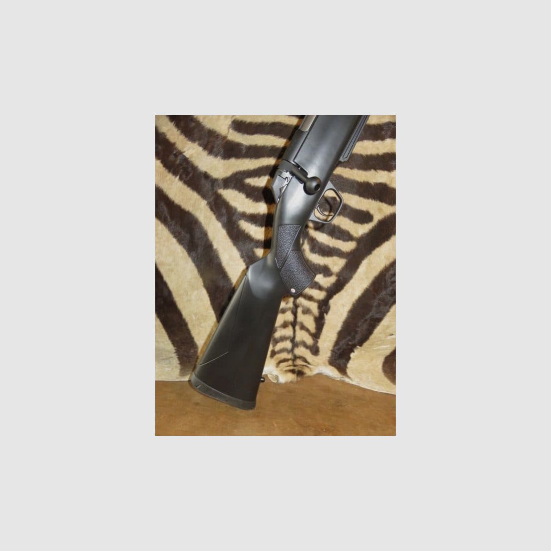 Repetierbüchse WINCHESTER XPR Kal.300wm Lauf 61 cm gewinde, Bild 6 von 8