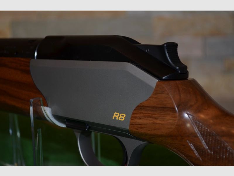 Blaser R8