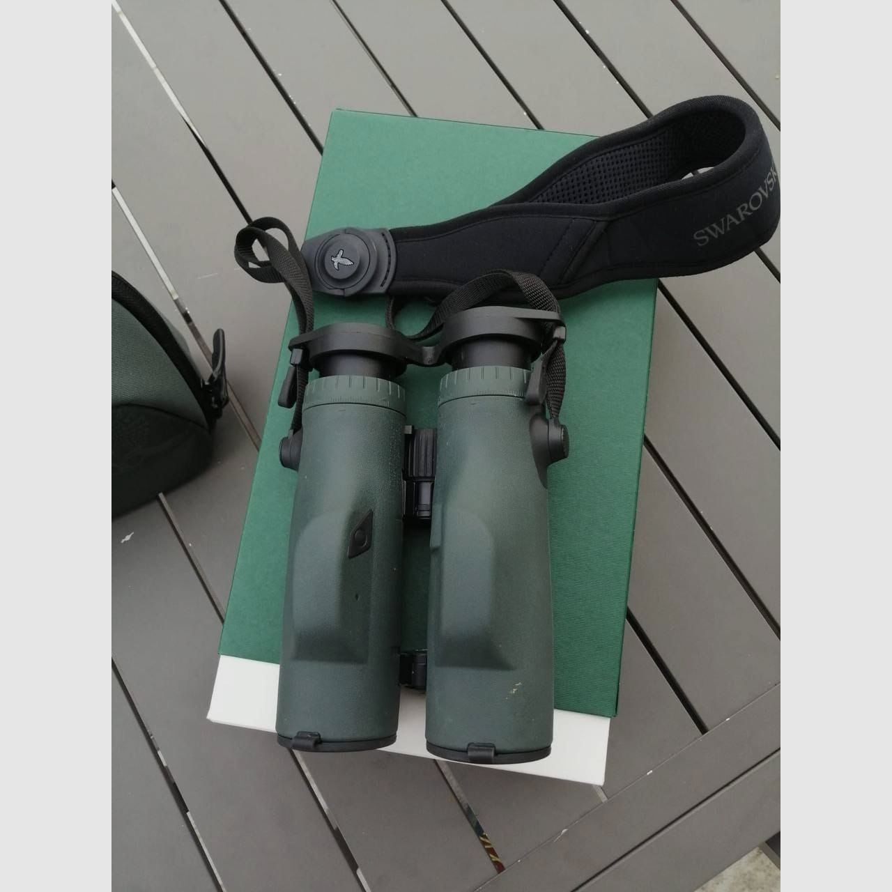 Swarovski EL-Range 8x42 binoculars with rangefinder