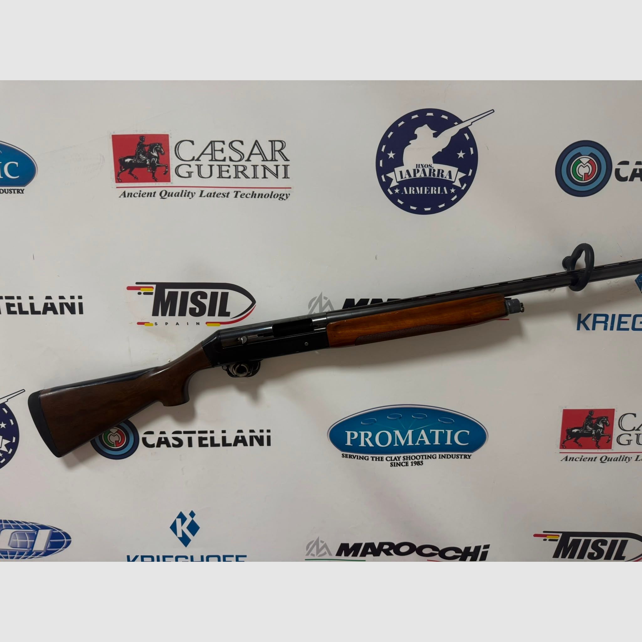 Gebraucht Repetierflinte BENELLI 121 mit zwei Läufen, Bild 1 von 3