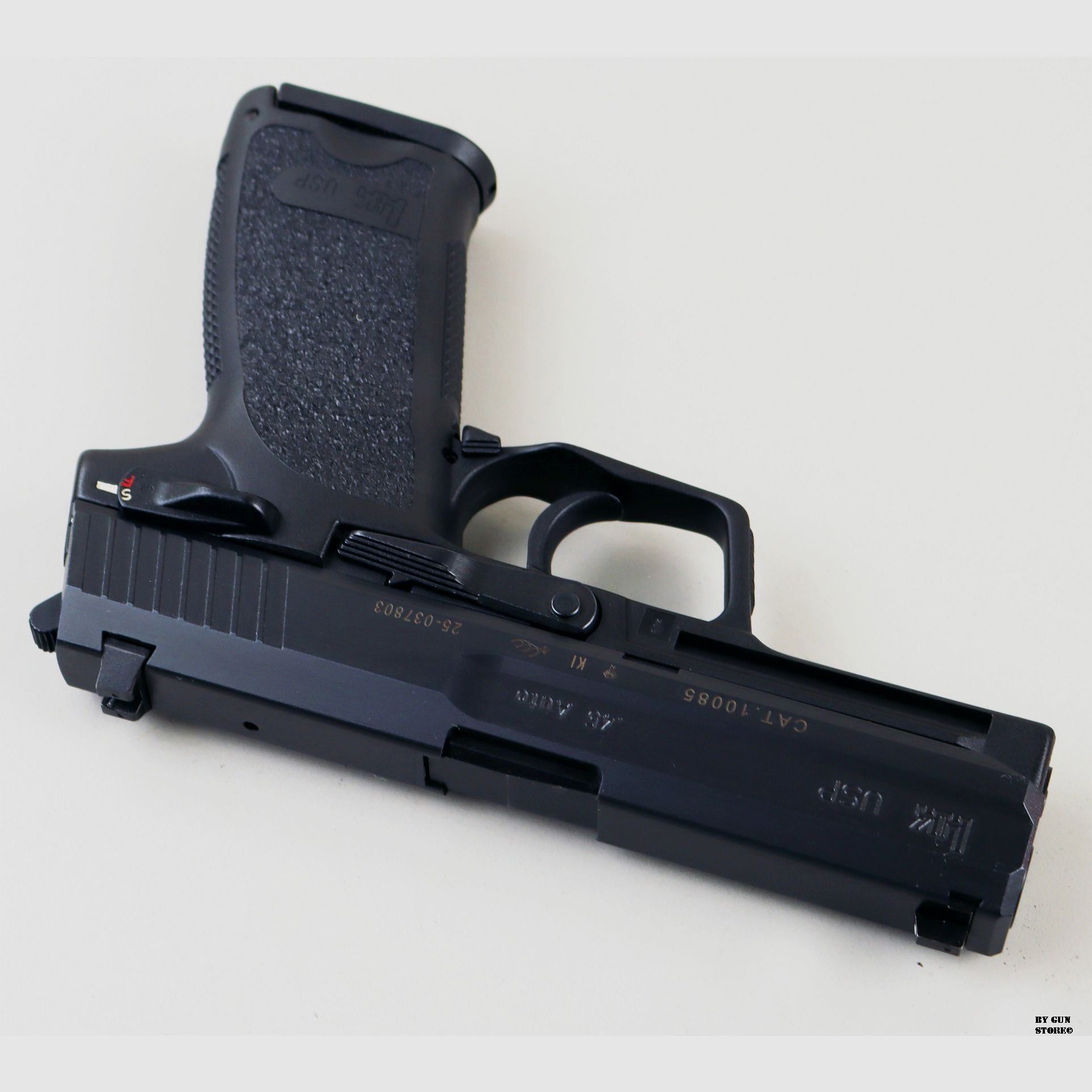 Pistola Heckler & Koch mod. USP cal. 45 ACP nº de serie 25-037803, imagen 5 de 11