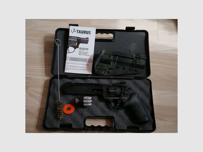 Taurus Revolver Raging Hunter – 6 3/4" Kaliber .44 Mag.