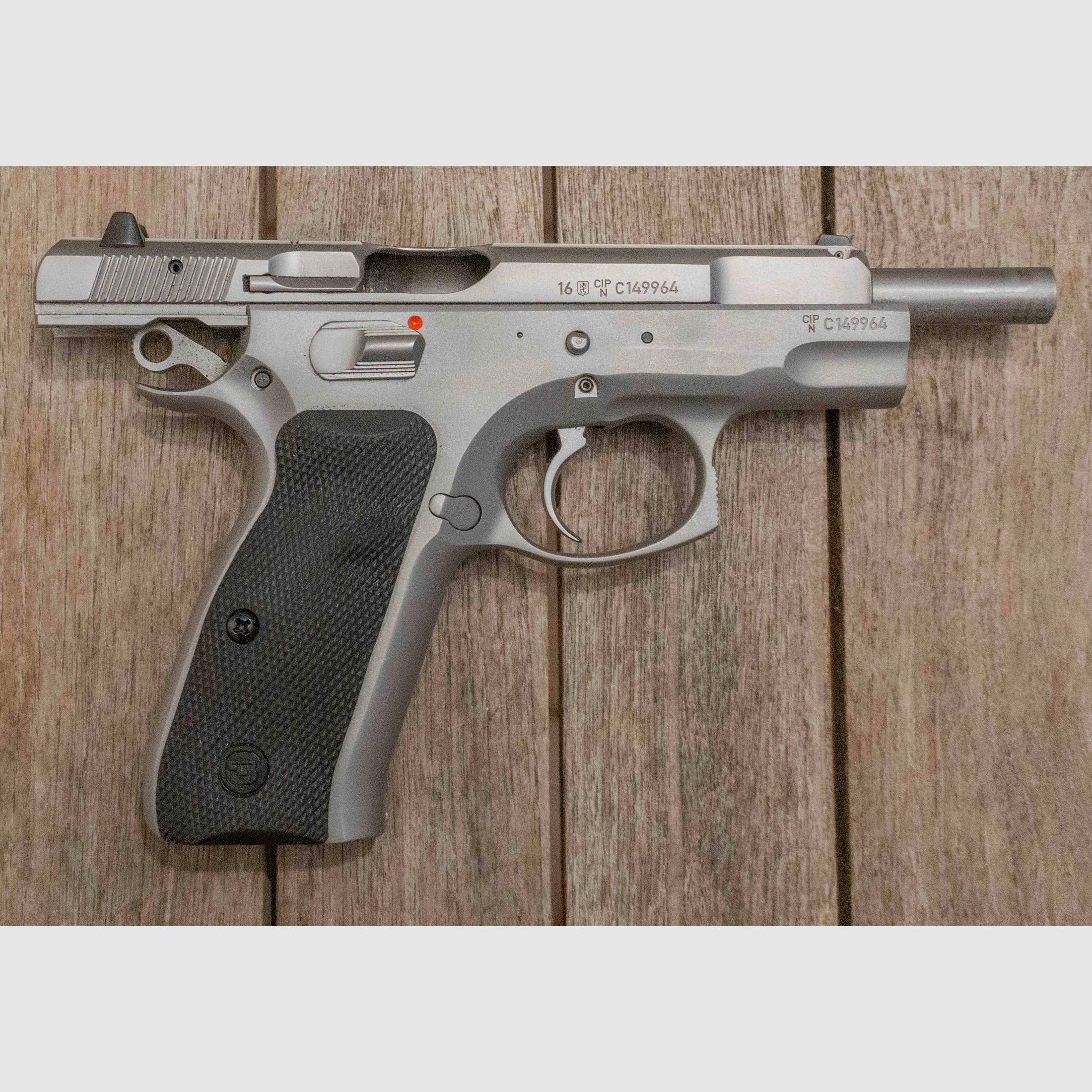 Pistool CZ 75B zilver kal. 9mm Para