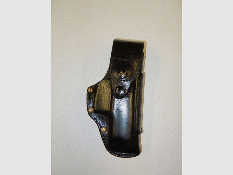 Holster en cuir AKAH Berlin/Brandebourg ceinture - Holster noir pour pistolet SIG SAUER P6 & P225