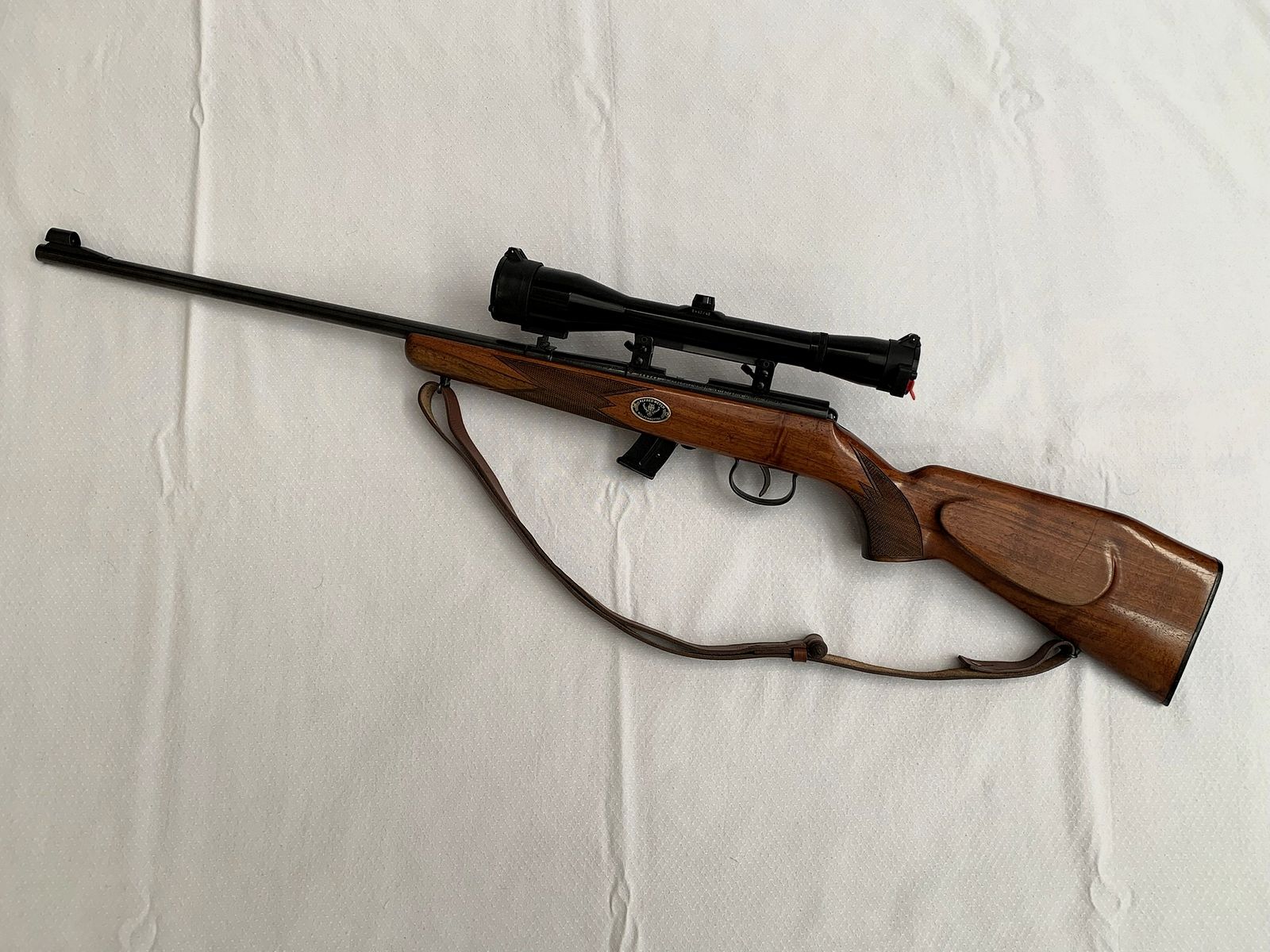 Kleinkalibergewehr Anschütz 1416 mit Zielfernrohr – Kaliber .22lr