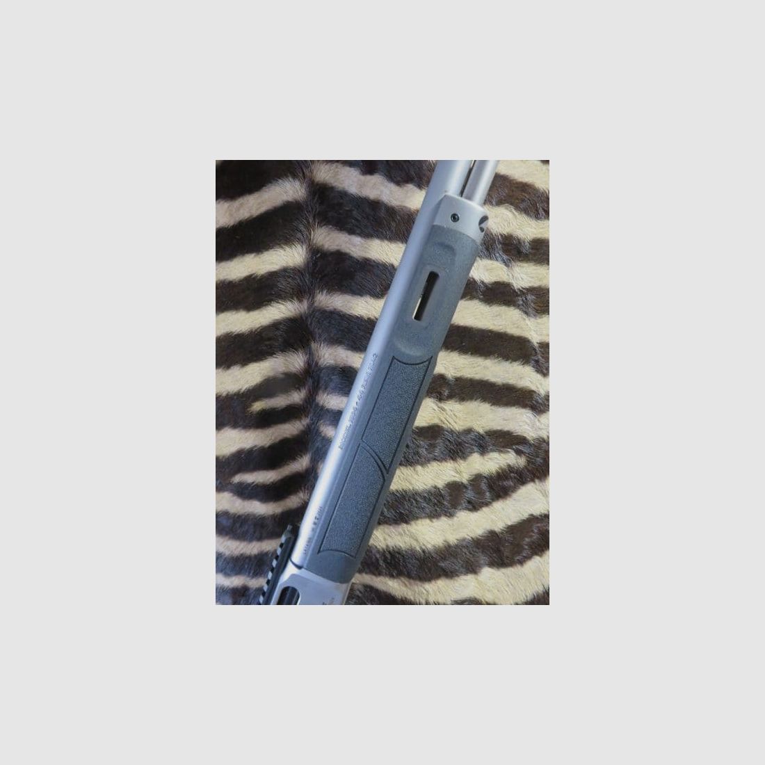 Unterhebelrepetierer SMITH & WESSON Modell 1954 Kal. 44 Rem Mag Lauf 47 cm gewinde., Bild 3 von 10